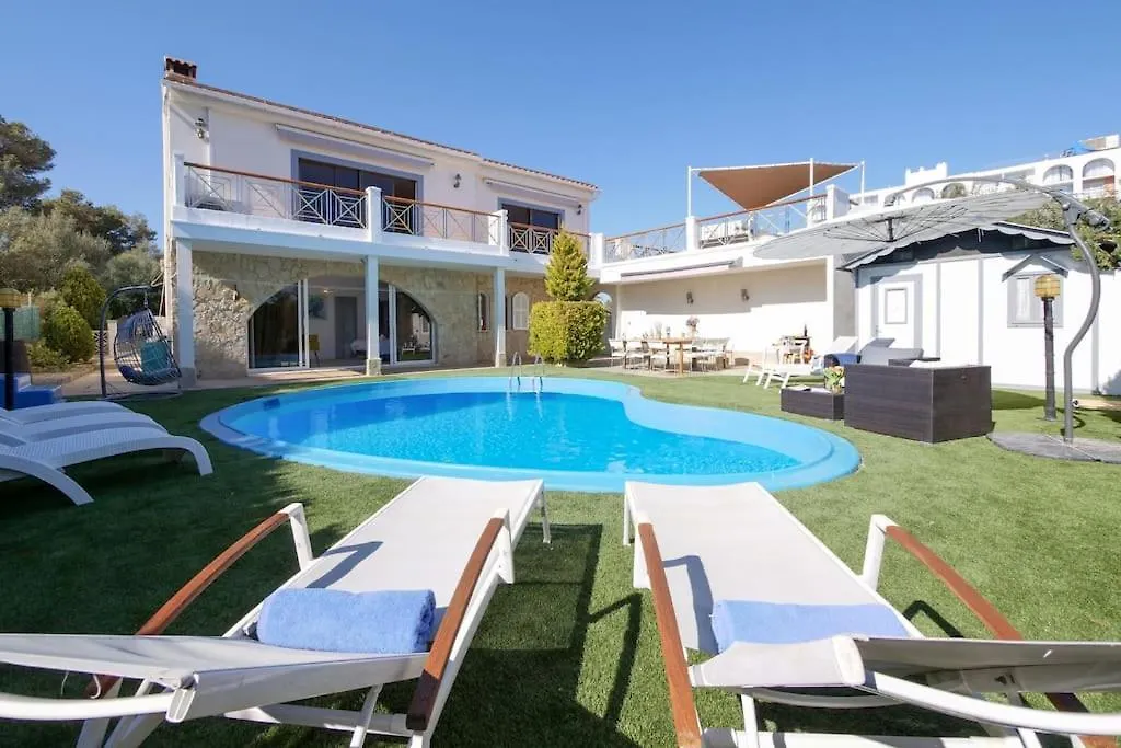 Holiday home Moderne Villa, Pool+Meerblick,Schnelles Wifi,Klima Calas de Mallorca Spain